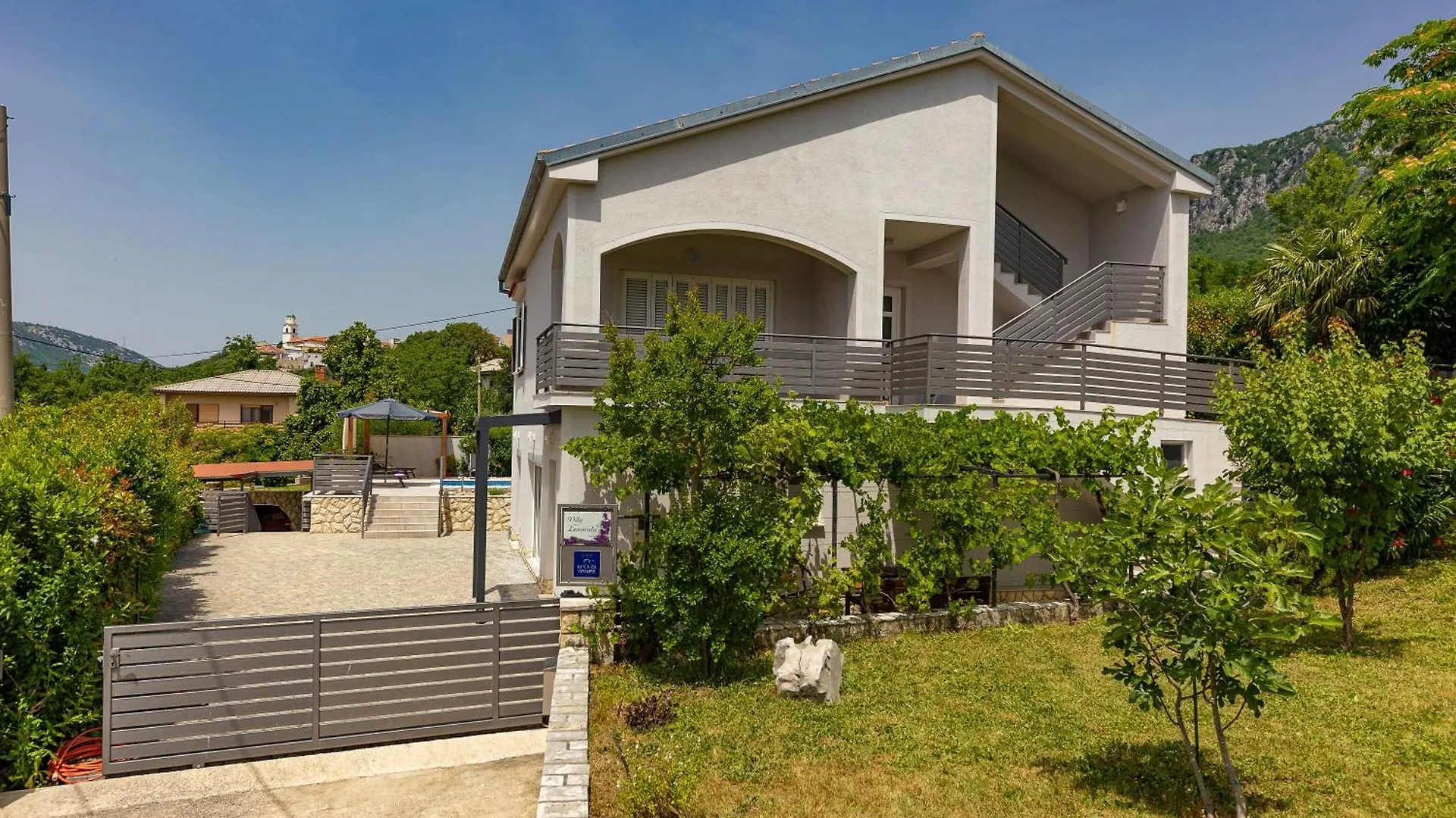 Schoenes Ferienhaus In Bribir Mit Privatem Pool Holiday home Bribir (Primorje-Gorski Kotar)